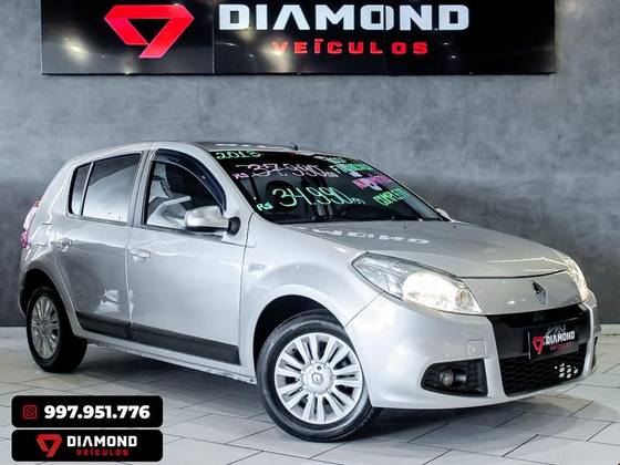 RENAULT SANDERO 1.6 PRIVILÉGE 16V FLEX 4P AUTOMÁTICO